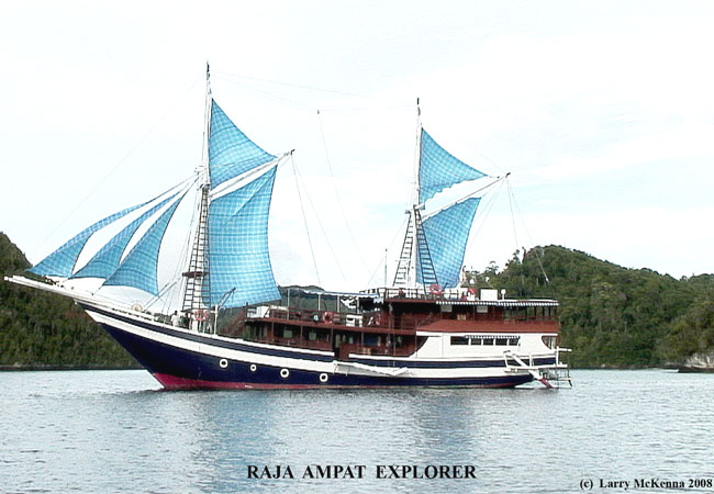 Raja_Ampat_Explorer_Indonezja1